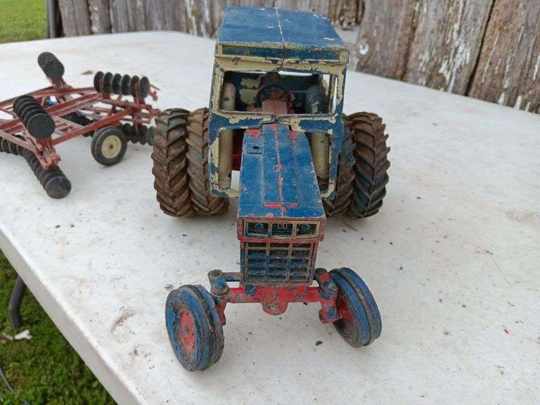 Vintage International Harvester Tractors with duel