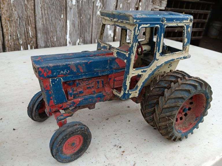 Vintage International Harvester Tractors with duel