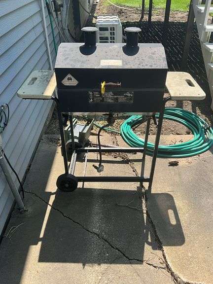 Holland Barbecue Grill
