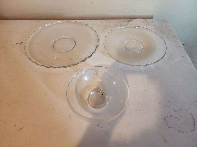 Clear Glass Bowl, (2) Clear Glass Serving Plates