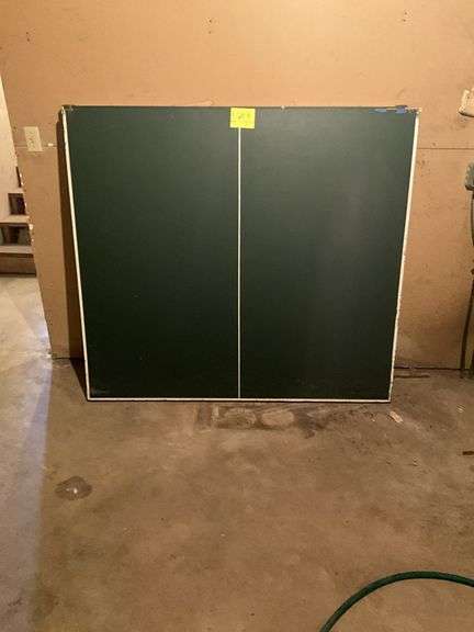 Ping Pong Table - BUYER RESPONSIBLE FOR REMOVAL