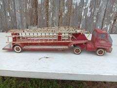 Vintage Tonka aerial ladder fire truck