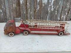 Vintage Tonka aerial ladder fire truck