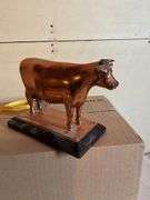 Milking Shorthorn Cow, Bronze Trophy
