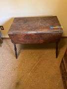 Vintage Drop Leaf Table -BUYER RESPONSIBLE FOR REM