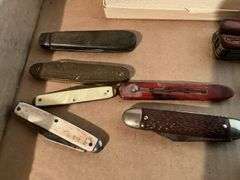 Assortment of jack knives and straight blades
