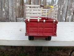 Ertl IH Loadstar Grain & Livestock Truck