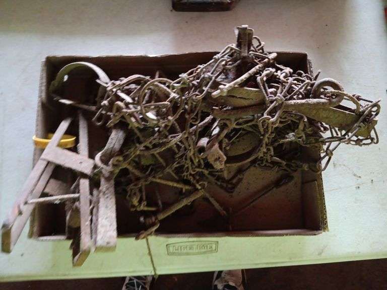 Assorted Vintage Traps