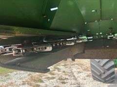 John Deere 643 Corn Head, 6 Row 30", Knife Rolls, Ear Savers, High Side Pol