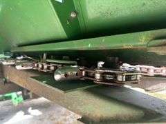 John Deere 643 Corn Head, 6 Row 30", Knife Rolls, Ear Savers, High Side Pol
