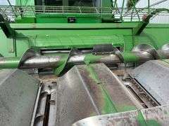 John Deere 643 Corn Head, 6 Row 30", Knife Rolls, Ear Savers, High Side Pol