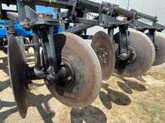 DMI Ecolo-Tiger 527B Disc Ripper, 5 Shanks On 30" Spacings, New or Like New