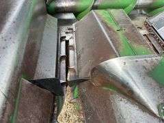 John Deere 643 Corn Head, 6 Row 30", Knife Rolls, Ear Savers, High Side Pol