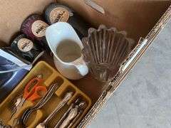 Commemorative State Fair mugs, Vases, flatware, ta