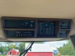 1992 John Deere 9500 Combine, 2WD, 4204 Engine Hours, 2852 Separator Hours,