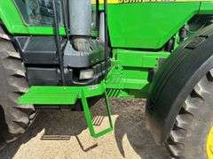 1998 John Deere 8200 MFWD Tractor, 6159 Actual Hours, John Deere ATU 200 St