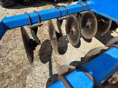 DMI Ecolo-Tiger 527B Disc Ripper, 5 Shanks On 30" Spacings, New or Like New