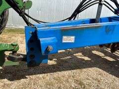 DMI Ecolo-Tiger 527B Disc Ripper, 5 Shanks On 30" Spacings, New or Like New