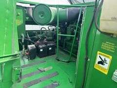 1992 John Deere 9500 Combine, 2WD, 4204 Engine Hours, 2852 Separator Hours,