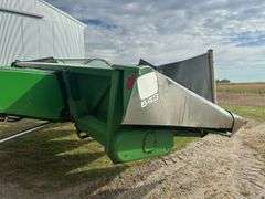 John Deere 643 Corn Head, 6 Row 30", Knife Rolls, Ear Savers, High Side Pol