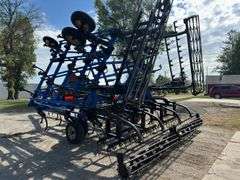 New Holland DMI ST250 Field Cultivator, 32.5, Walking Tandems All Around, R