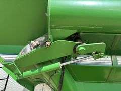 Brent 670 Grain Cart, Corner Auger, 1000PTO, 28L-26 Diamond Tread Tires, Go