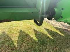 John Deere 643 Corn Head, 6 Row 30", Knife Rolls, Ear Savers, High Side Pol