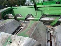 John Deere 643 Corn Head, 6 Row 30", Knife Rolls, Ear Savers, High Side Pol