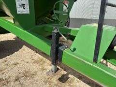 Brent 670 Grain Cart, Corner Auger, 1000PTO, 28L-26 Diamond Tread Tires, Go