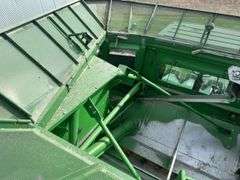 1992 John Deere 9500 Combine, 2WD, 4204 Engine Hours, 2852 Separator Hours,