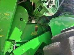 1992 John Deere 9500 Combine, 2WD, 4204 Engine Hours, 2852 Separator Hours,