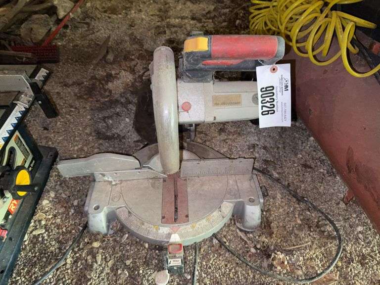 Craftsman’s Miter Saw