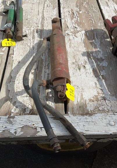 Hydraulic cylinder