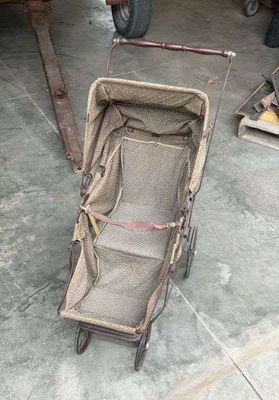 Vintage doll buggy