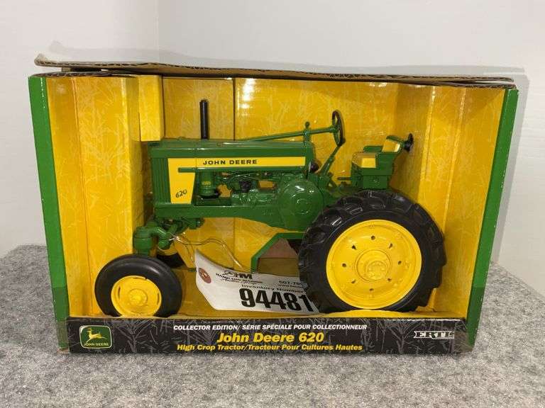 Ertl John Deere 620 High Crop 1:16 Collectors Edition W/Box