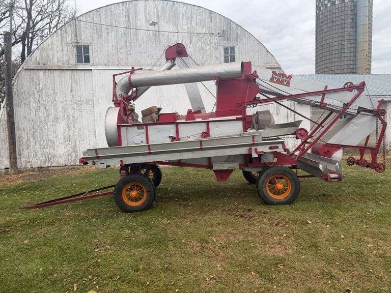Minneapolis Moline Model B2 Corn Sheller, SN:460514