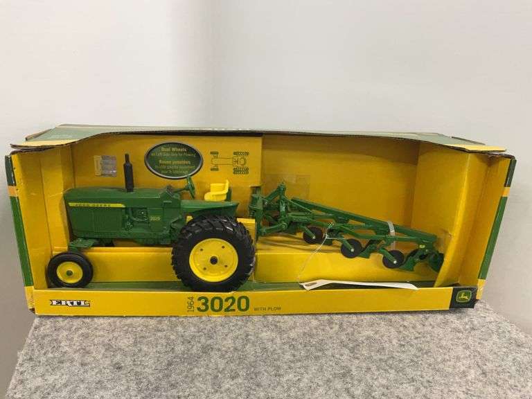 Ertl 1964 John Deere 3020 With 4 Bottom Plow, Duals On Left Side, 1/16 Scal