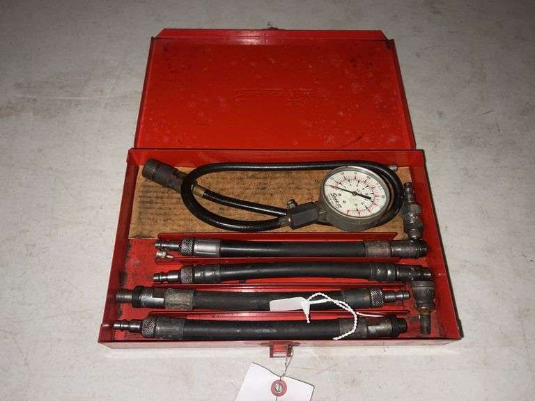 Snap-On Compression Tester Kit - Located in Semi Trailer