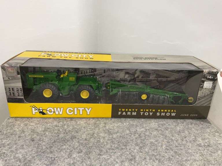 Ertl Plow City 29th Annual Farm Toy Show June 2009 John Deere 8010 Diesel W