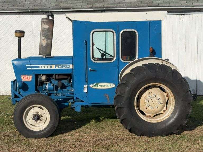 Ford 4600 Diesel Utility Tractor 5,914 Hours, Custom Enclosed Cab, 16.9-24 