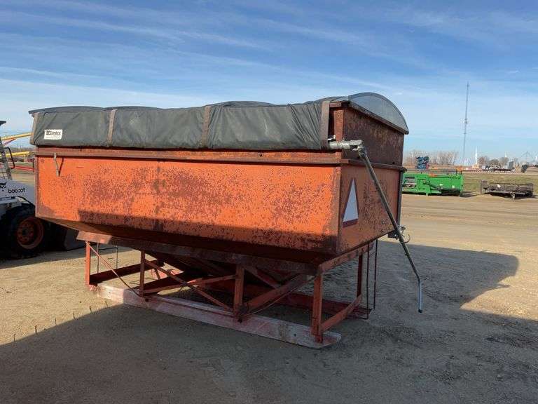 Gravity box only, near new roll tarp