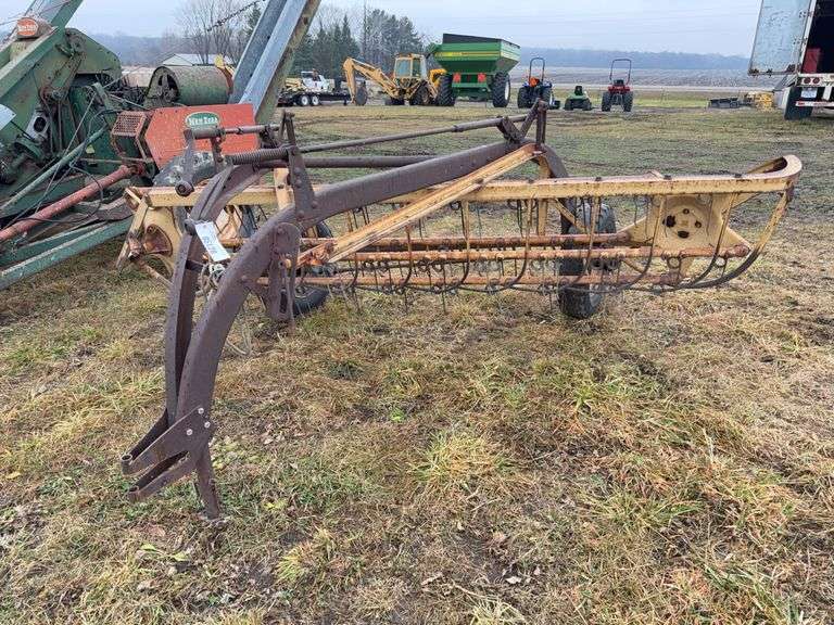 Side Hay Rake New Holland 56 Side Hay Rake, 5 Bar, SN: 15757, Good Working Order ...