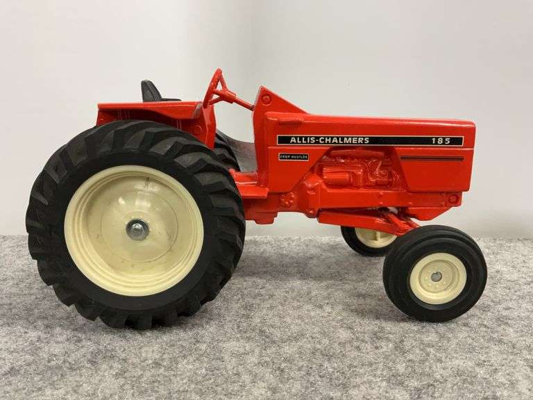 Scale Models Allis Chalmers 185 Crop Hustler Tractor, 1/16 Scale, No Box