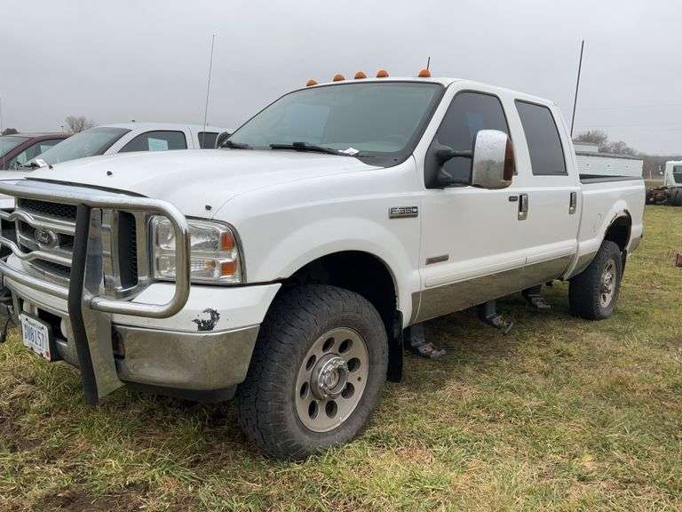 ***2005 Ford F-350, 6.0l Power Stroke Diesel, Auto, Crew Cab, 186,400 Miles