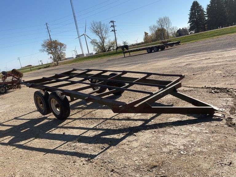 Bale Mover
**ITEM IS FROM THE BILL RYTHER ESTATE**