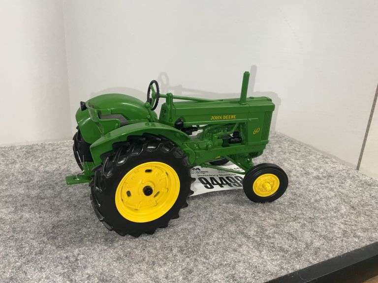 Two Cylinder Expo XI 2001 John Deere 60 Standard, No Box