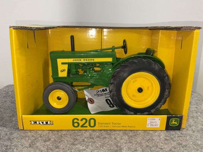 Ertl John Deere 620 Standard Tractor, 1/16 Scale, With Box