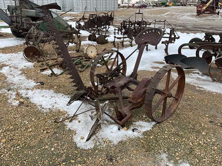 McCormick Dearing Sickle mower