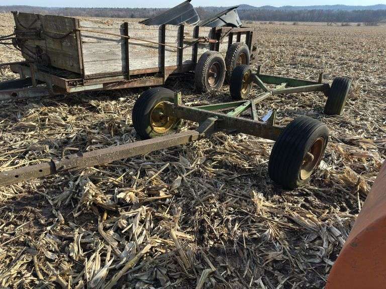 John Deere 1074A Running Gear, Poor Tires