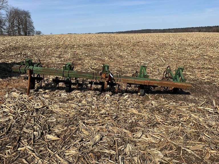 John Deere Row Crop Cultivator, 4 Row 36", S-Tine,